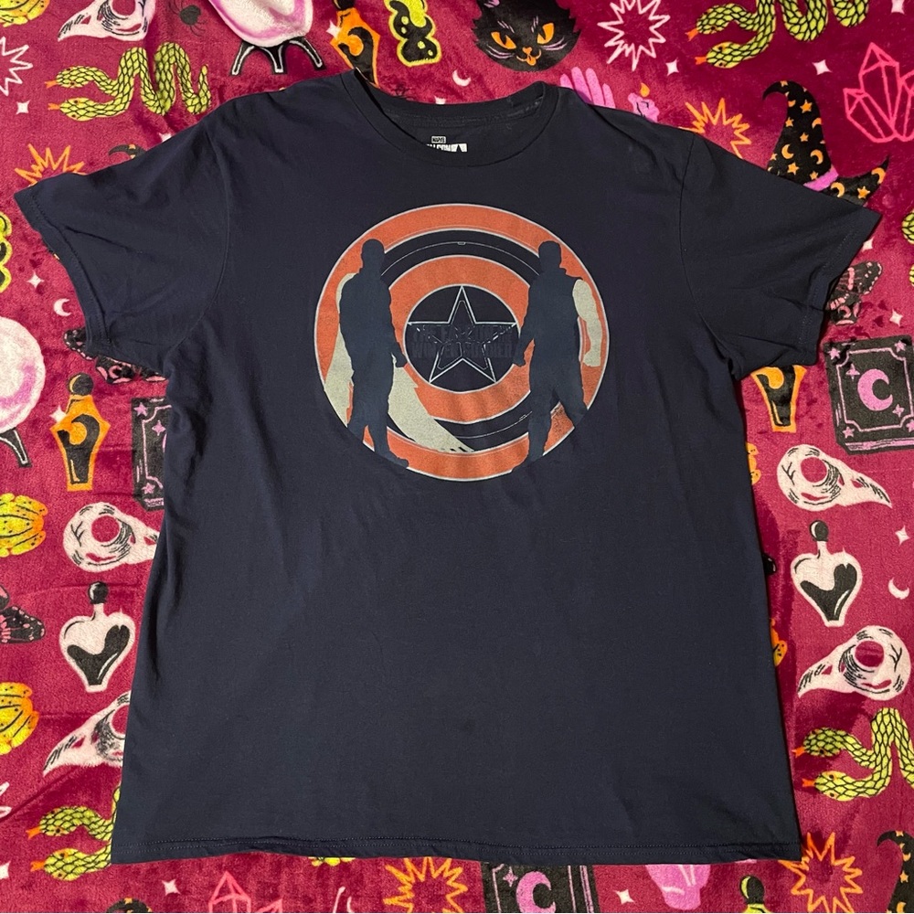 Captain America Winter Soldier Marvel T-Shirt Unisex Large